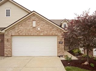 11505 Grassy Ct UNIT 101, Fishers, IN 46037