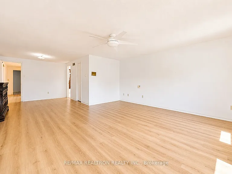 10 Pinewood Dr — Photo 31