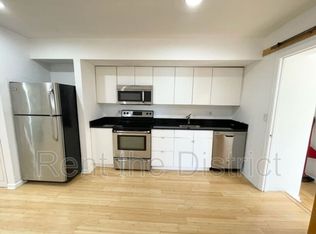 1121 Queen St NE APT 4, Washington, DC 20002