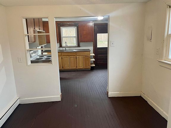 5th image of 93 Mayer St