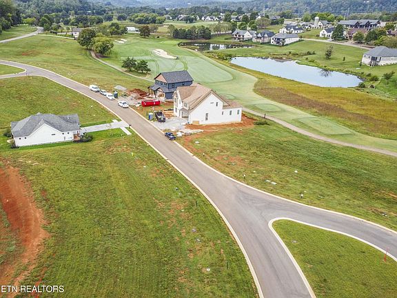 4th image of 494 Black Bear Cir