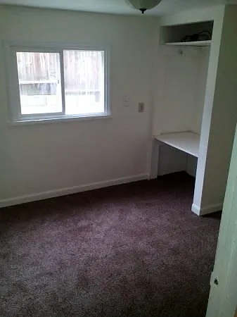 4 bed, 2052 sqft, $2,200 — Photo 3