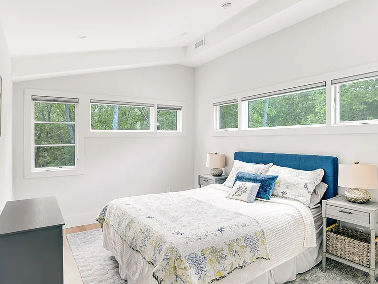 95 Peconic Hills Dr — Photo 34