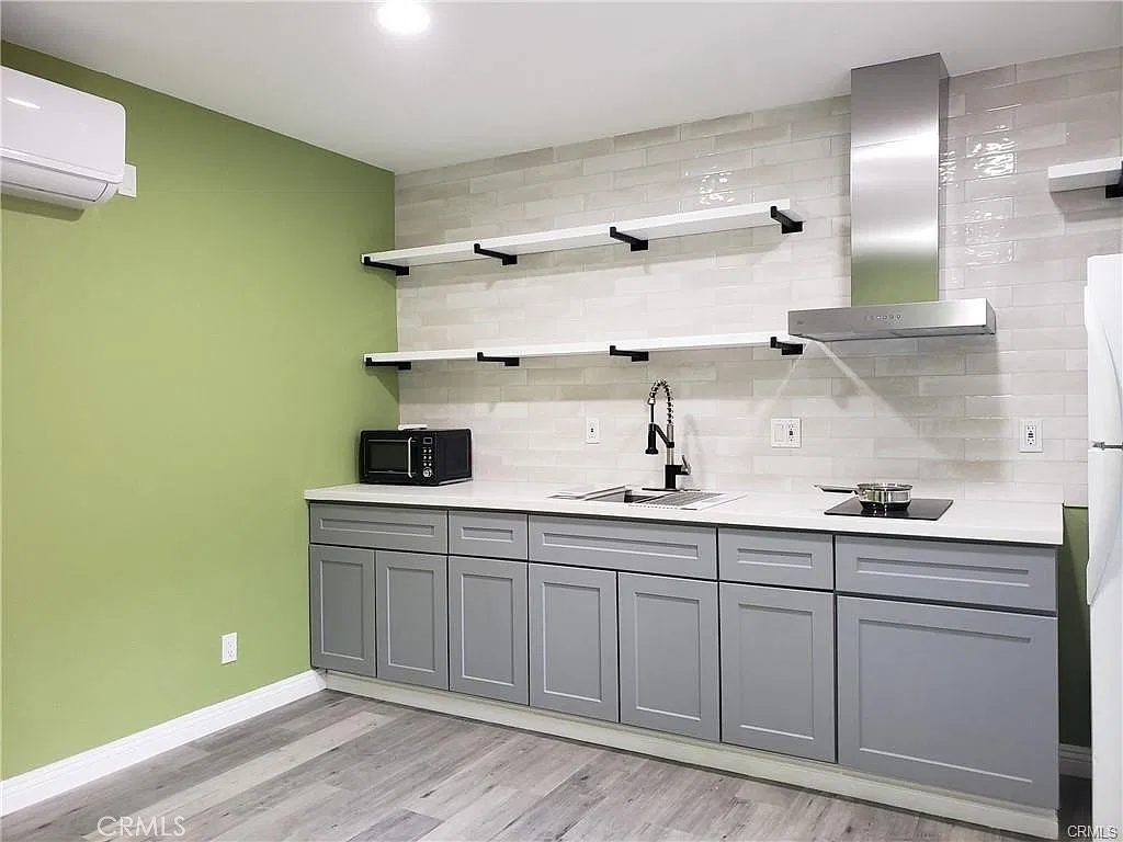 1 bed, 500 sqft, $1,650 — Photo 3