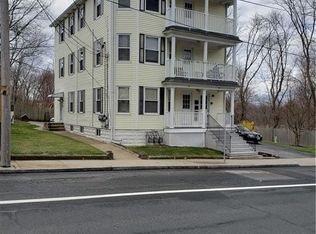 91-93 John St, Cumberland, RI 02864