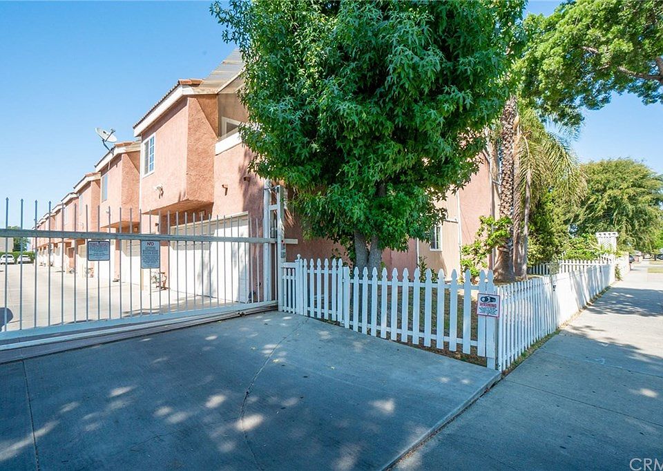 1st image of 11247 Ferina St #8