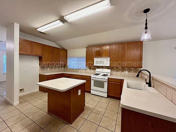 2nd image of 17522 Prospect Meadows Dr