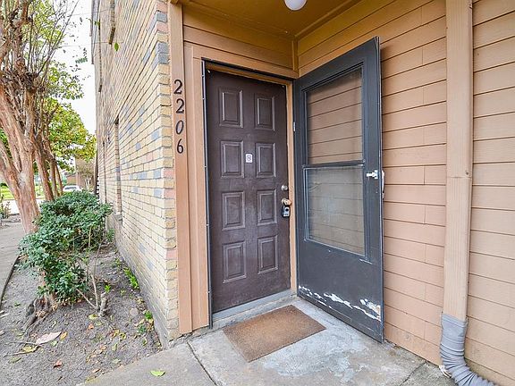 5th image of 10555 Turtlewood Ct #2206