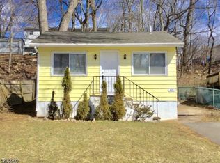 405 Brooklyn Mountain Rd, Hopatcong, NJ 07843