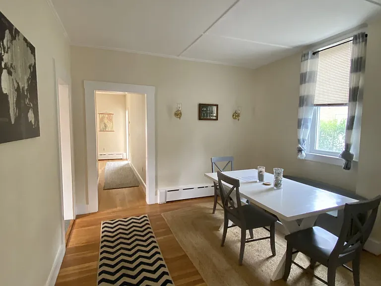 8 Morton Ave — Photo 4
