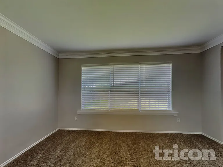 12607 Rio Grande Ln — Photo 2