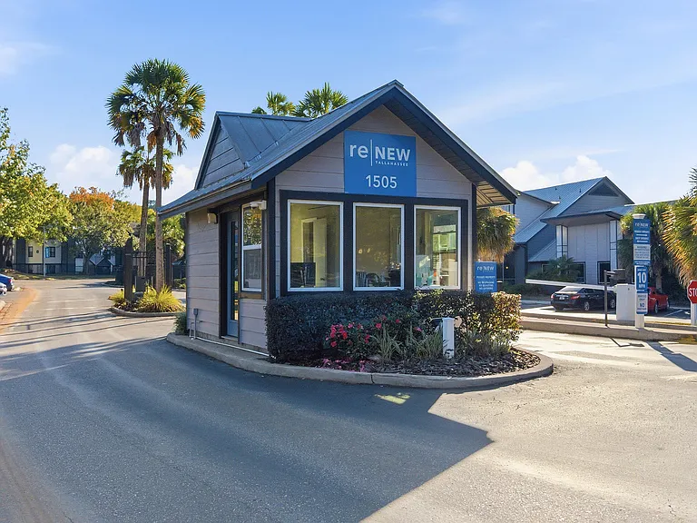 ReNew Tallahassee — Photo 43