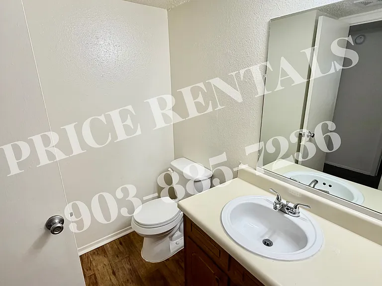 201 W Spence St #2A — Photo 4