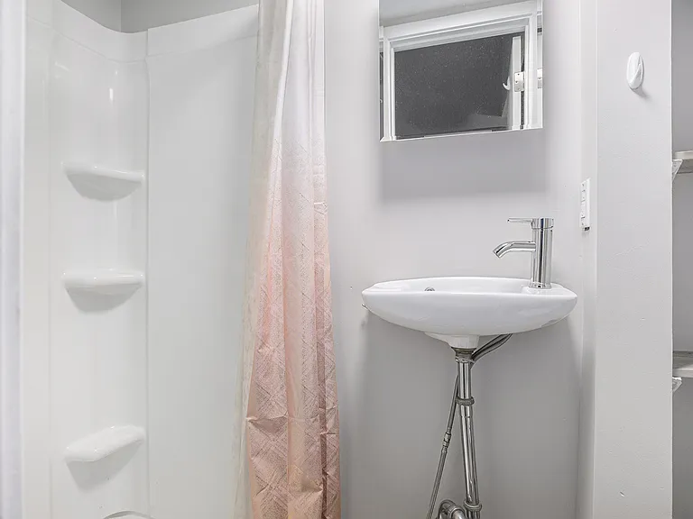 102 Paw St #1 — Photo 7
