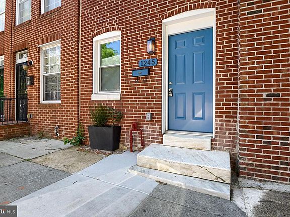 3rd image of 1245 W Lombard St
