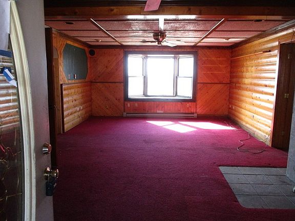 Additional Living Room