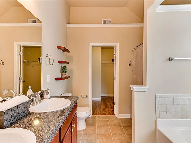 2073 Willhaven Dr — Photo 21