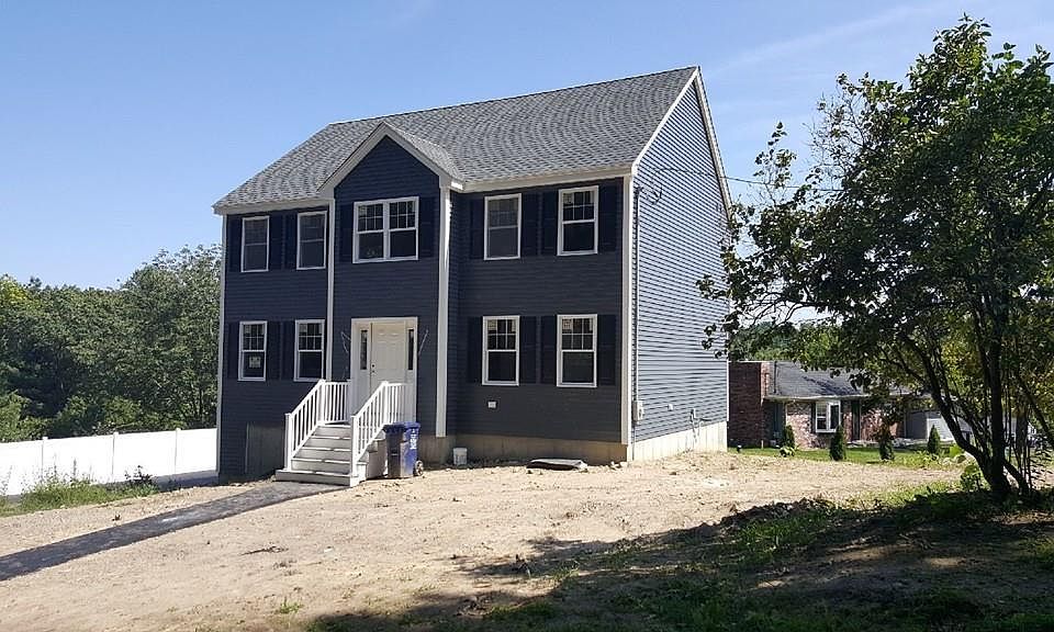 2nd image of 80 Fellows Ln