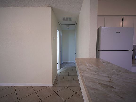 5th image of 2627 61st Ave N #2627
