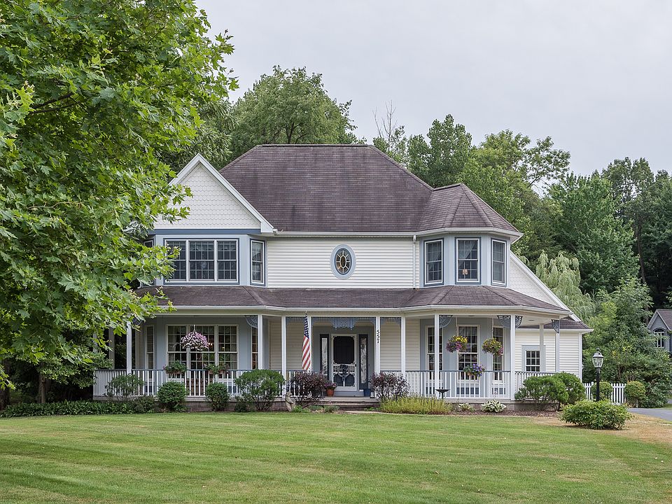1st image of 557 Deer Haven Dr