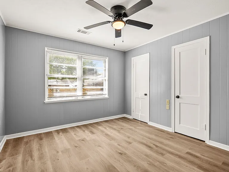 715 Oakwood Dr — Photo 18
