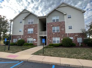 1222 Piedmont Cir, Saint Peters, MO 63304