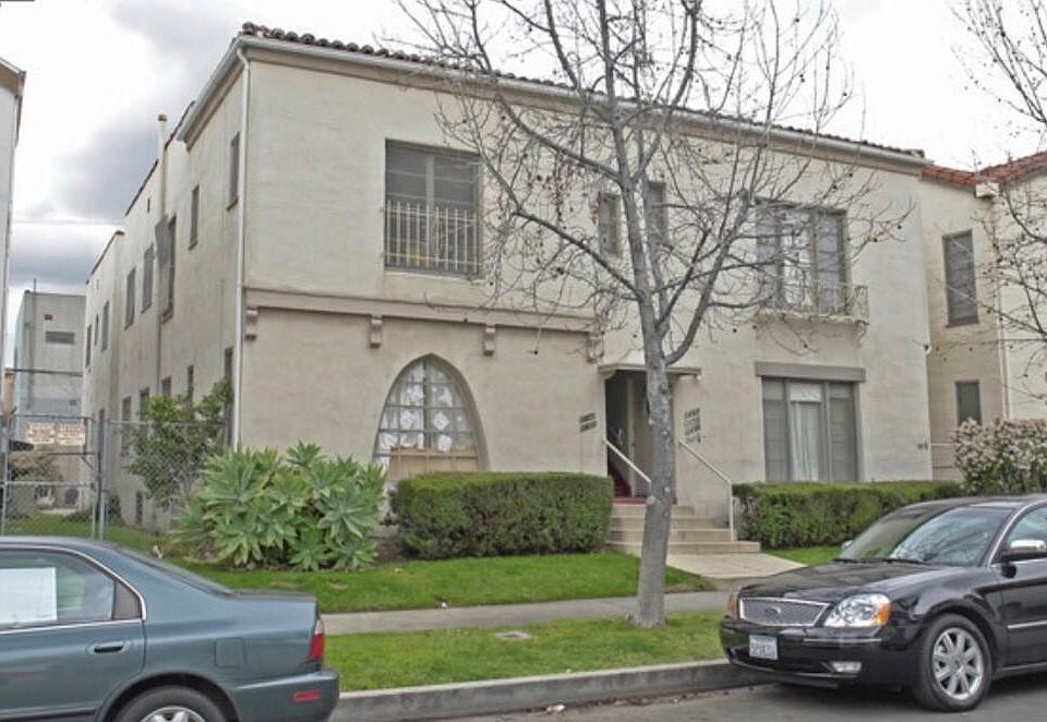 1st image of 347 N Orange Grove Ave