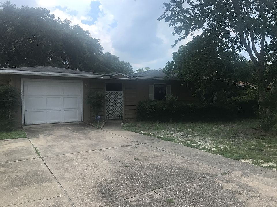 1st image of 355 Lisette Ct