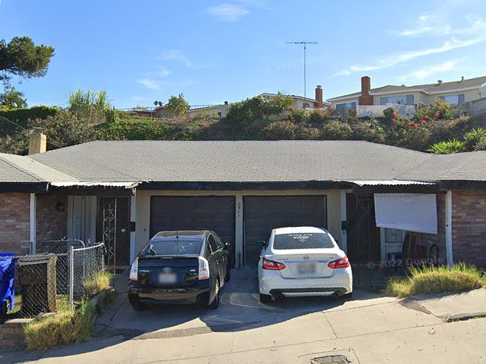 1st image of 3911 58th St #B