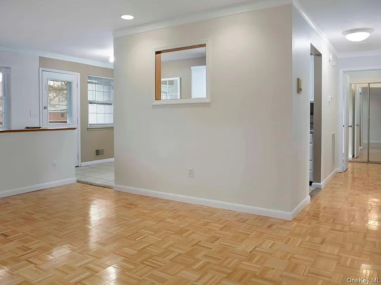 430 Somerset Dr #F — Photo 6