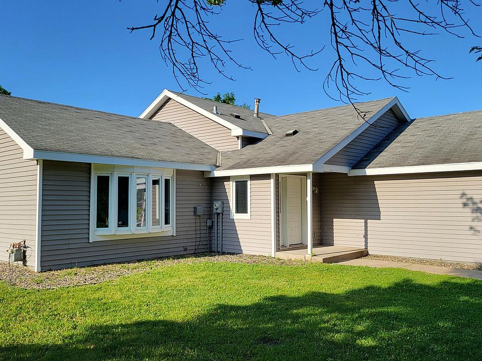 1st image of 524 Wood Way