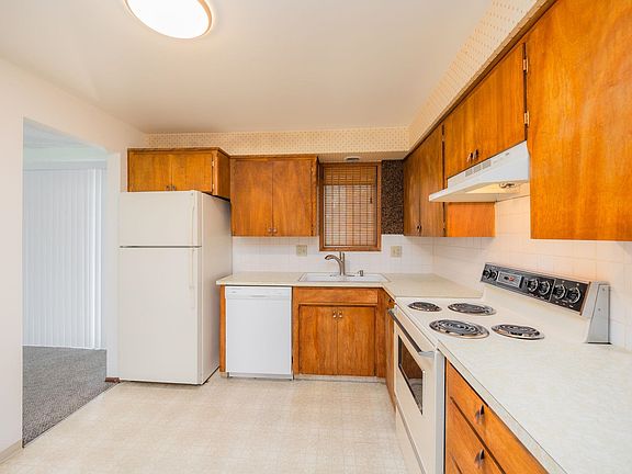 2nd image of 229/231 W Kedlin Ave