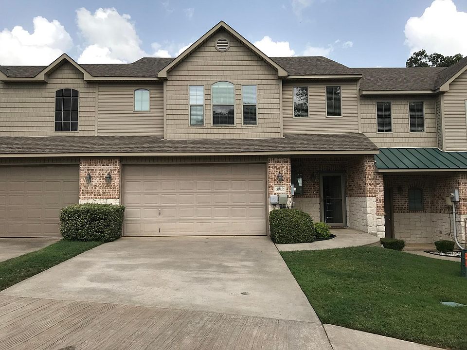 1st image of 4219 Towne Lake Ct