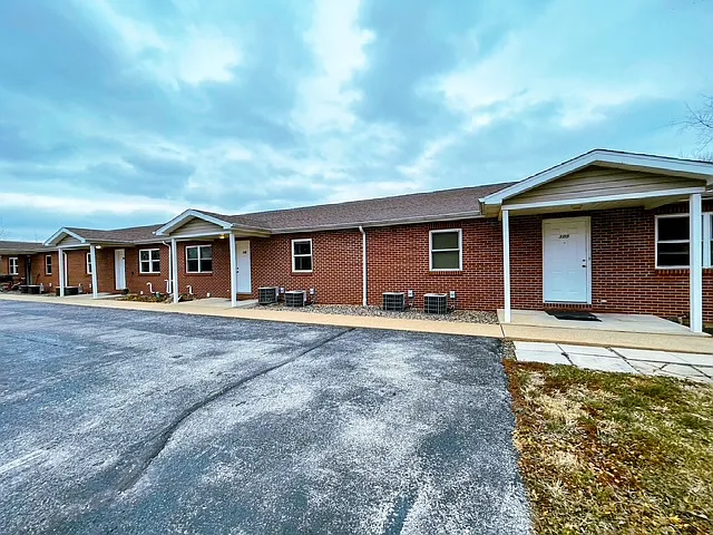 1330 Strangford Rd #107 — Photo 11