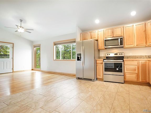 5th image of 1555 Shelton Drive
