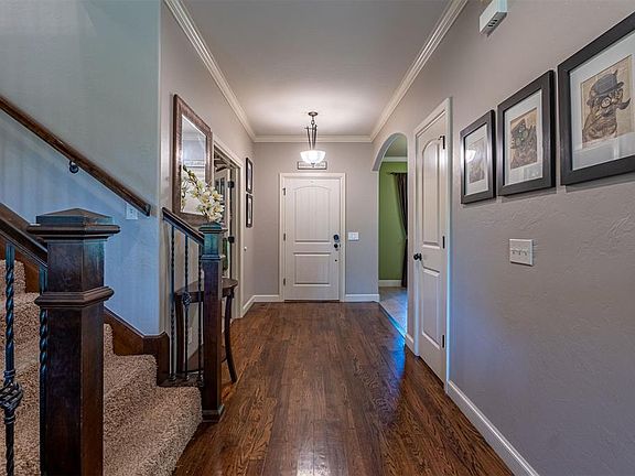 4th image of 236 Asher Ct
