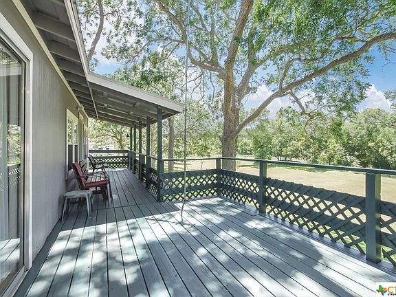 3rd image of 1344 Darst Creek Ln