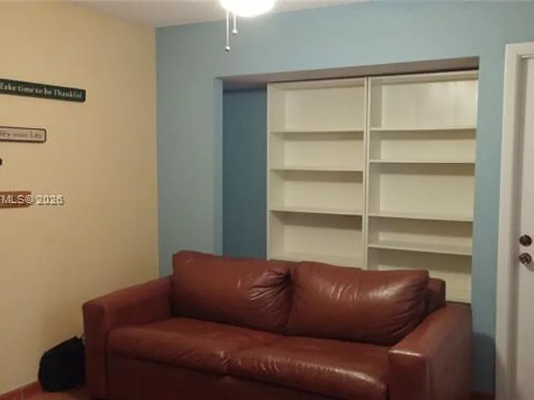 3917 Adra Ave #Townhouse E-46A — Photo 11