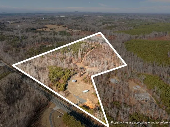 8383 State Highway 14, Eden, NC 27288