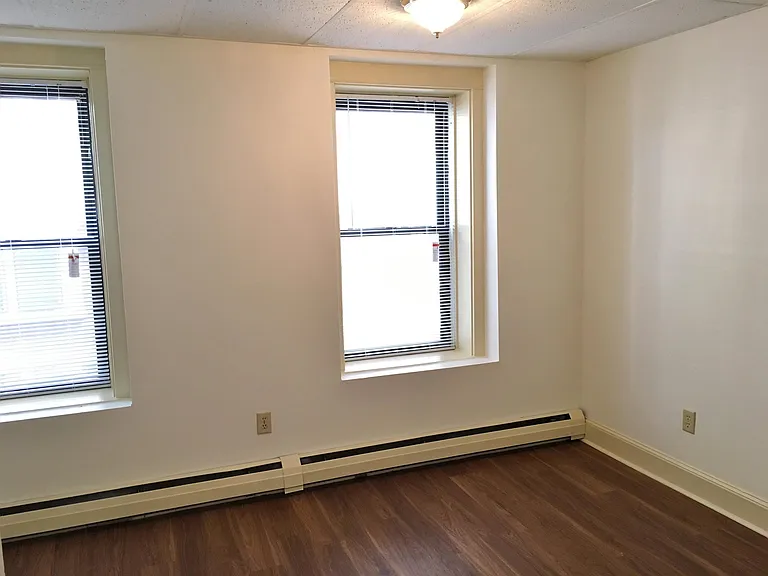 610 Union St #104 — Photo 16