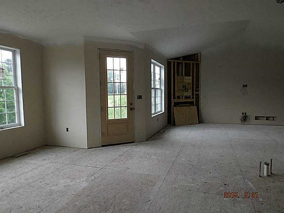 5th image of 1008 Church Hill Ct