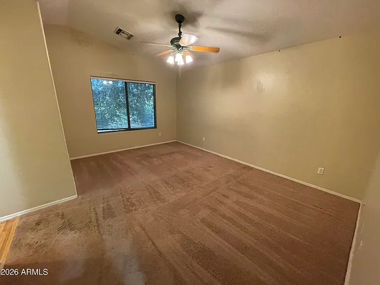 5168 W Morten Ave — Photo 13