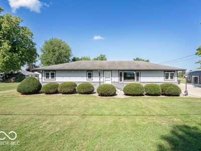 100 N Harmony St, Elwood, IN, 46036