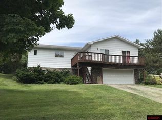 1608 Riverview Rd, Saint Peter, MN 56082