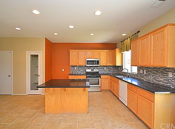 4th image of 33062 Canopy Ln