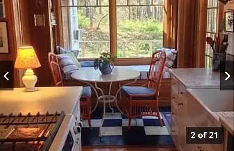 1 bed, 1000 sqft, $2,400 — Photo 3