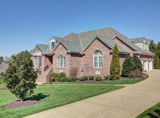 2825 Aylesford Dr, Midlothian, VA 23113