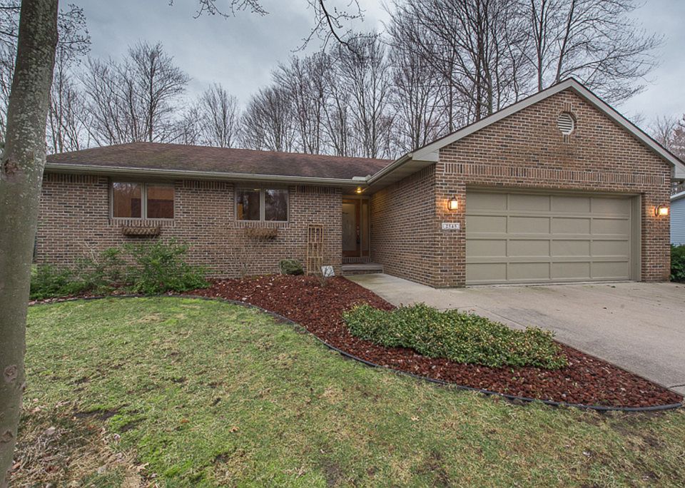 1st image of 2545 N Arbutus Ct