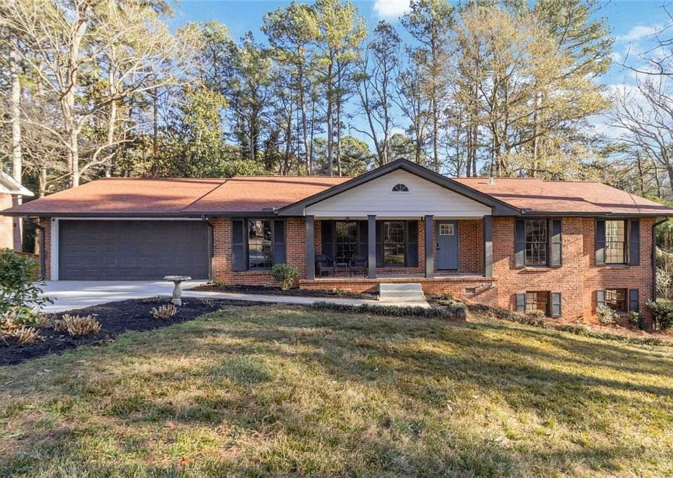 1st image of 2927 Ponderosa Cir