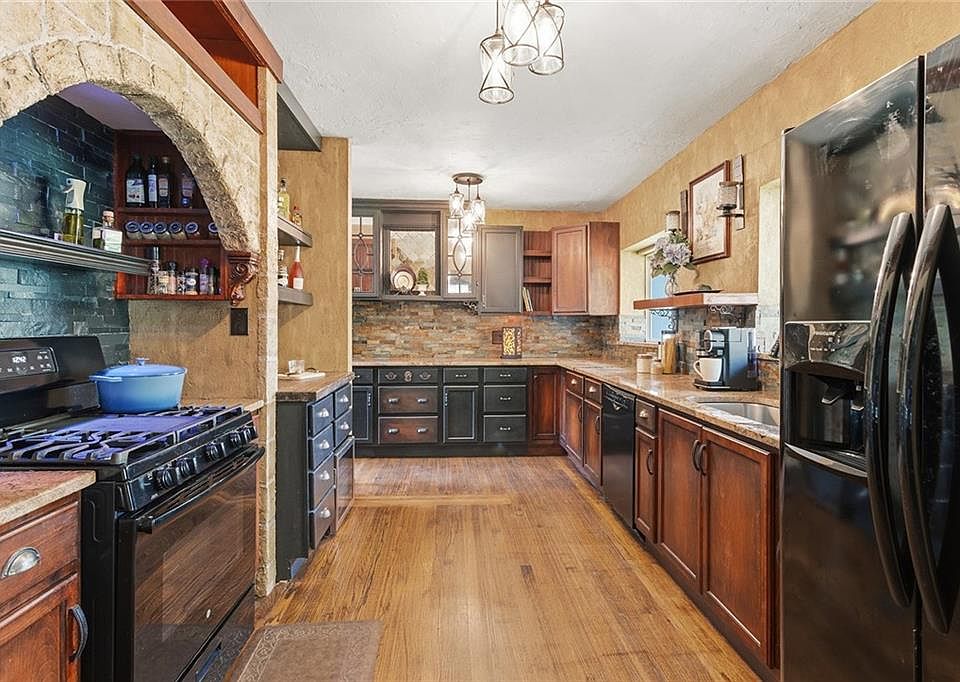 1st image of 5812 Elm Ave